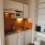 Lido Au Bord De L'eau