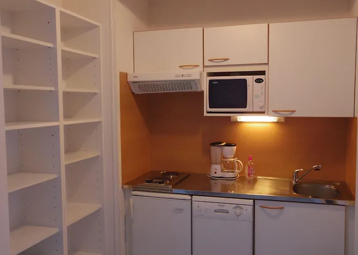 Lido Au Bord De L'eau ジェラールメ